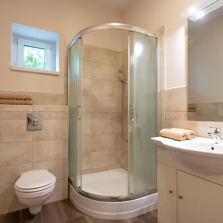 Lelle Corso Apartmanhaz *