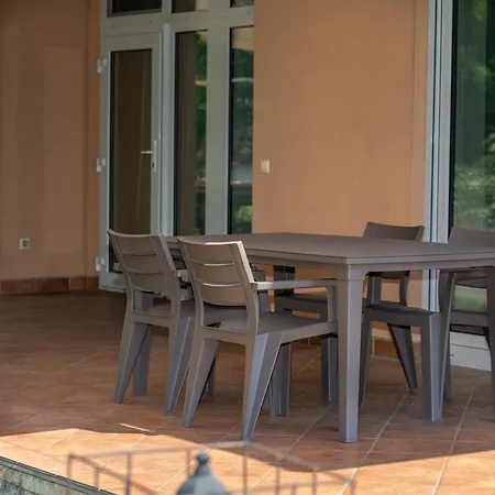 Апартаменты Lelle Corso Apartmanhaz