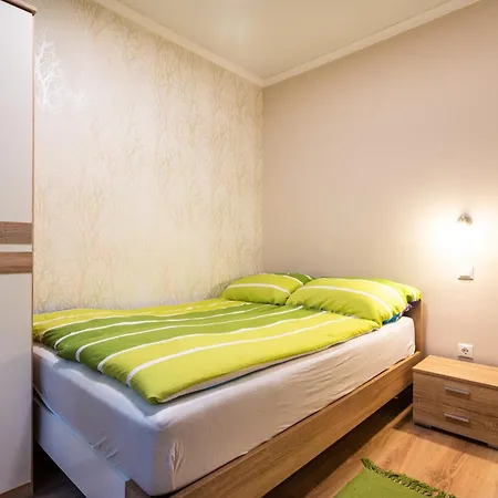 Lelle Corso Apartmanhaz Апартаменты